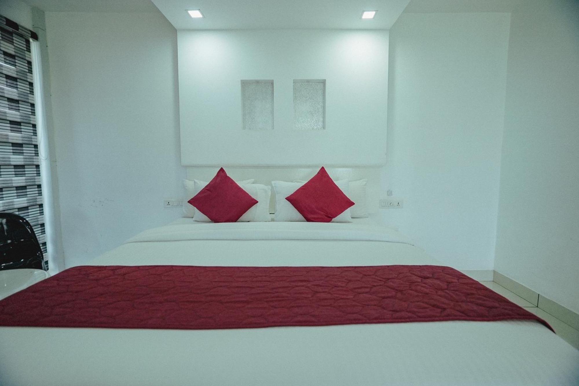 Clafouti Beach Resort - A Seafacing Resort Varkala Exteriér fotografie